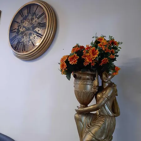 Euro Diamond فندق 3*